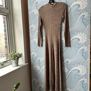 SHEIN size XS brown and white ribbed long fitted dress